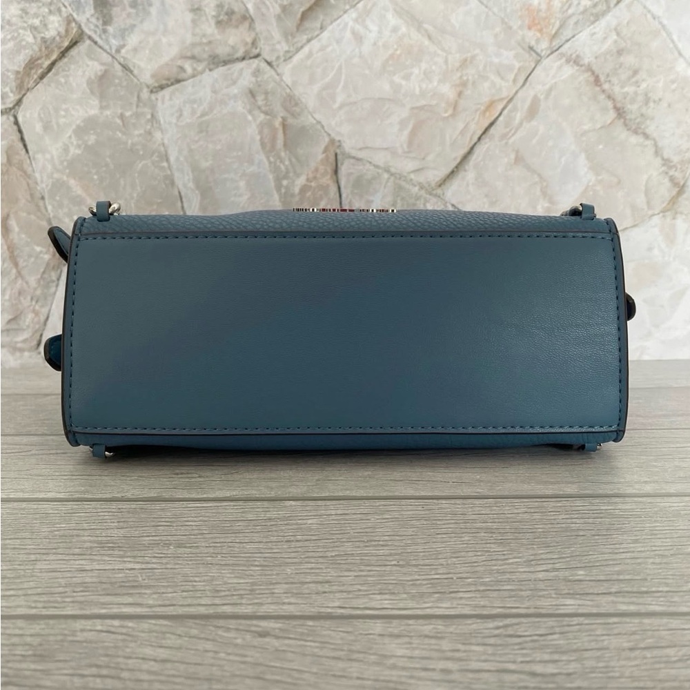 Michael Kors Mina Small Blue Crossbody Bag with Chain Detail - Picture 5 of 8